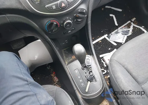 2016 Hyundai Accent Se z USA, uszkodzony, nr VIN KMHCT5AE3GU250083